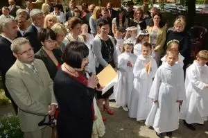 I Komunia Święta – 28 maja 2011 – zdjęcie 17